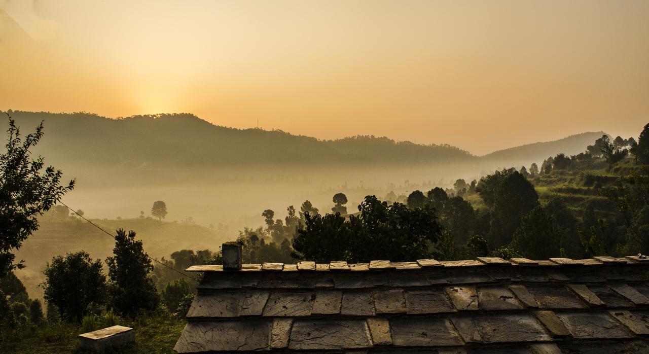 Вілла Thikalna Himalayan Retreat Алмора Екстер'єр фото