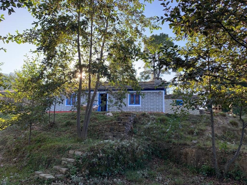Вілла Thikalna Himalayan Retreat Алмора Екстер'єр фото